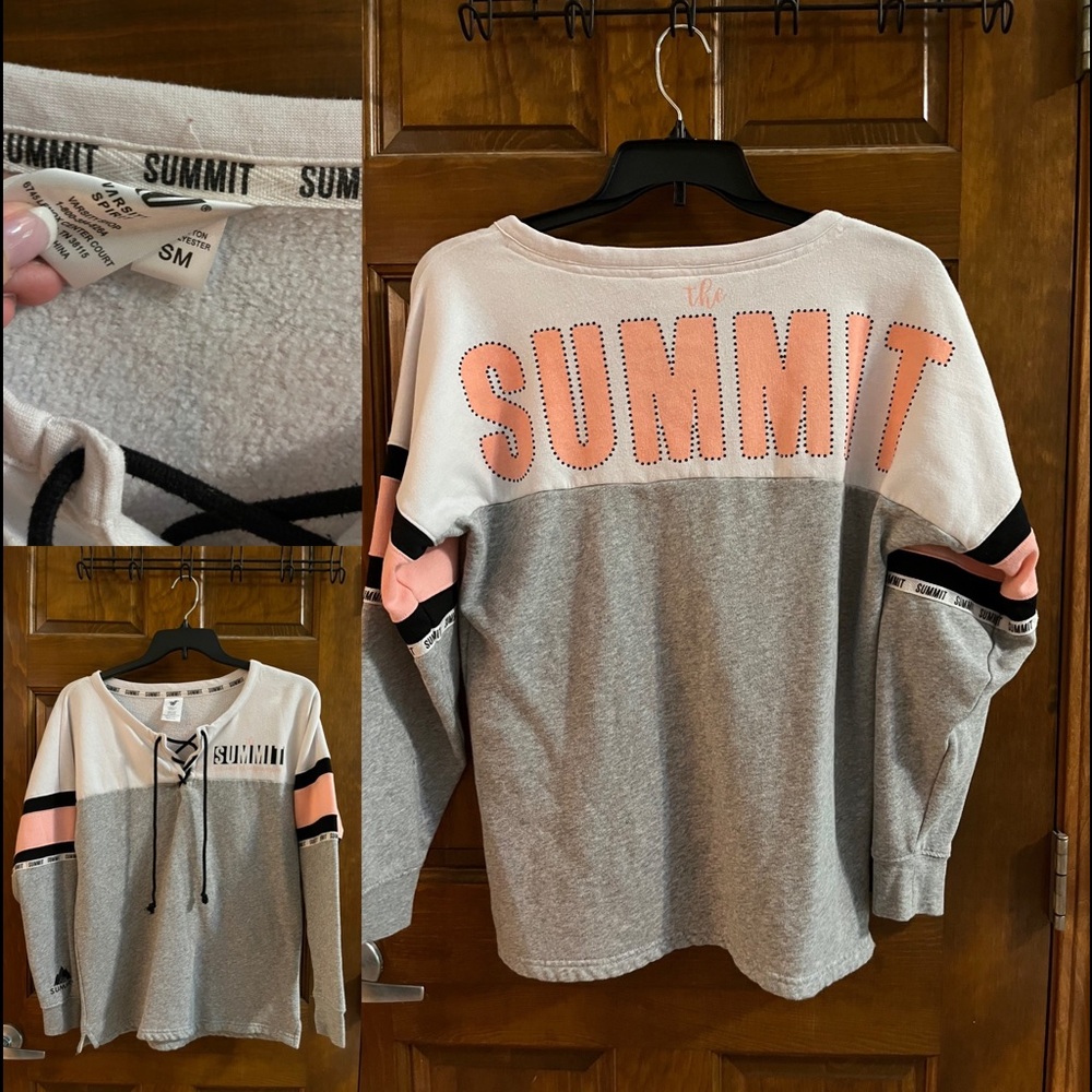 Varsity The Summit sweatshirt - size adult small